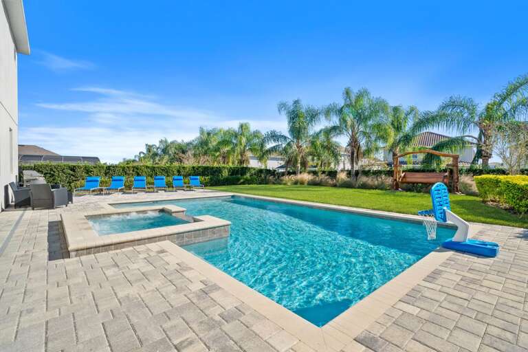 Resort-style private pool Resort-style private pool