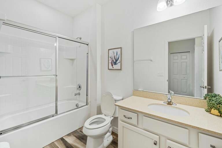 Bathroom with bathtub/ shower combo