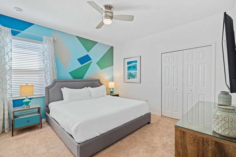 Bedroom with King bed