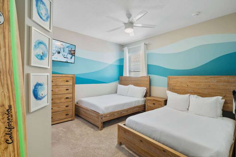 Beach themed bedroom with 2x Full bed