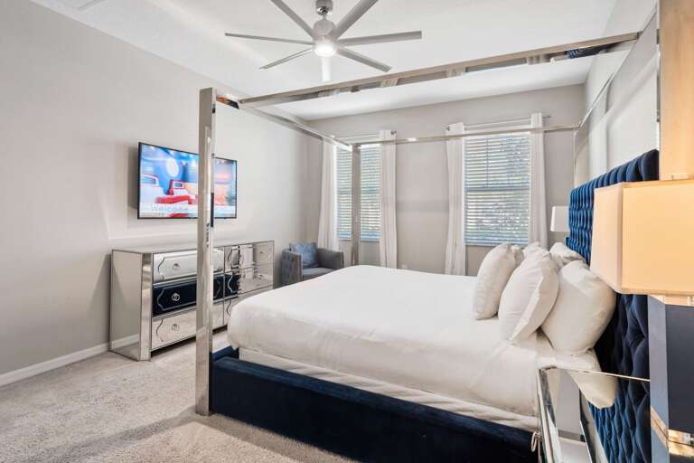 Bedroom with King bed