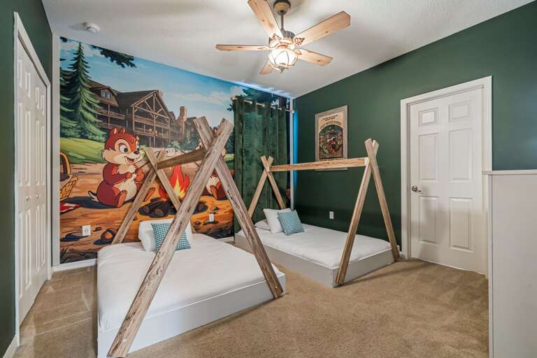 Bedroom w/ dual Twin beds Bedroom w/ dual Twin beds