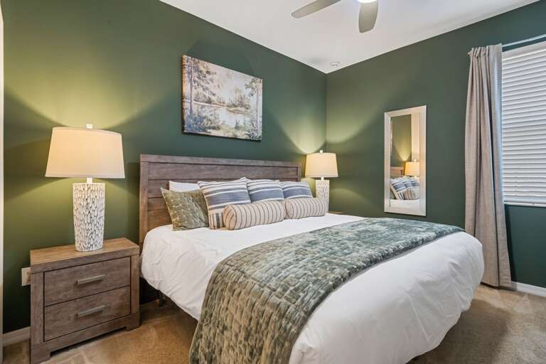 Bedroom w/ King bed Bedroom w/ King bed