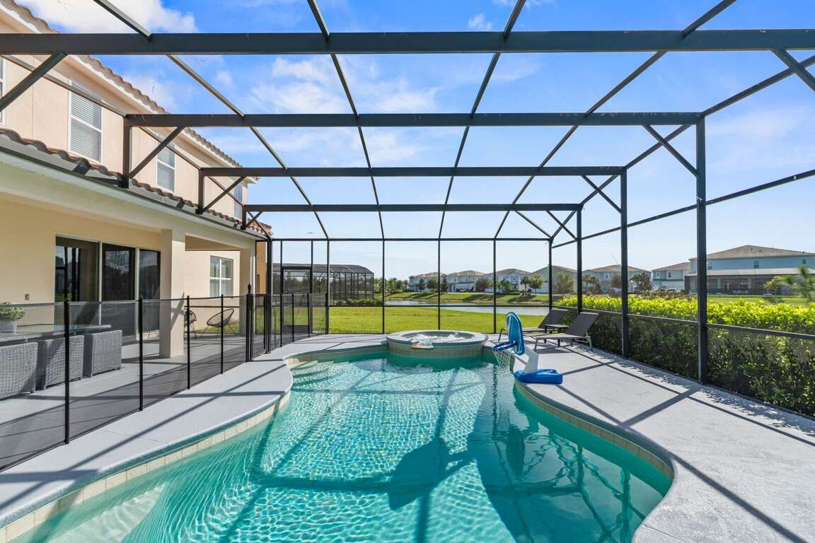 Resort style pool and spa Resort style pool and spa