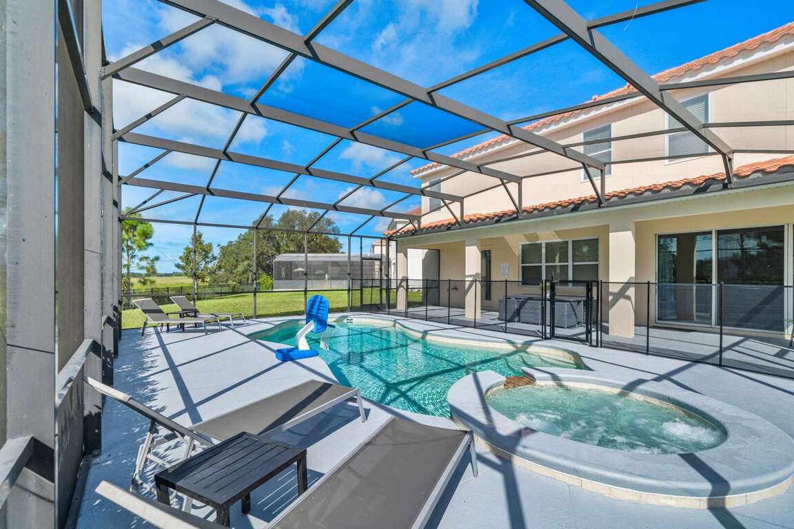 Resort style pool and spa Resort style pool and spa