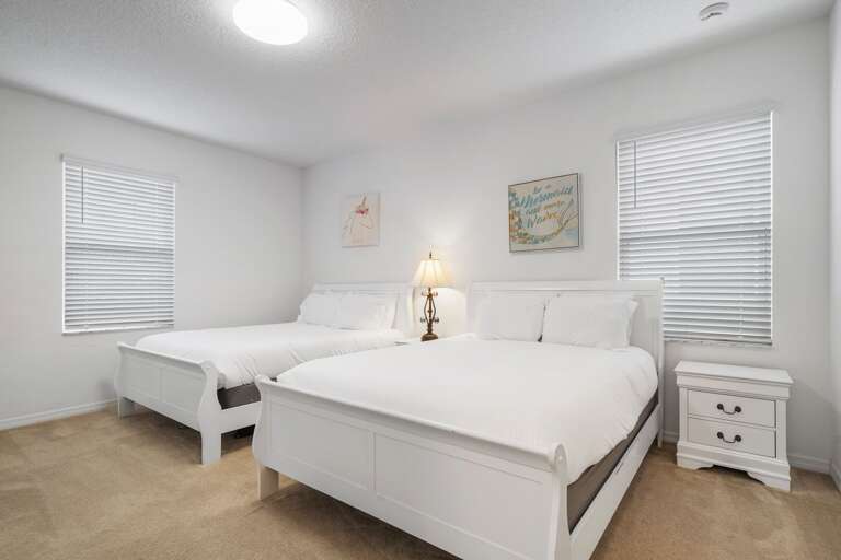 Bedroom w/ dual Full bed Bedroom w/ dual Full bed