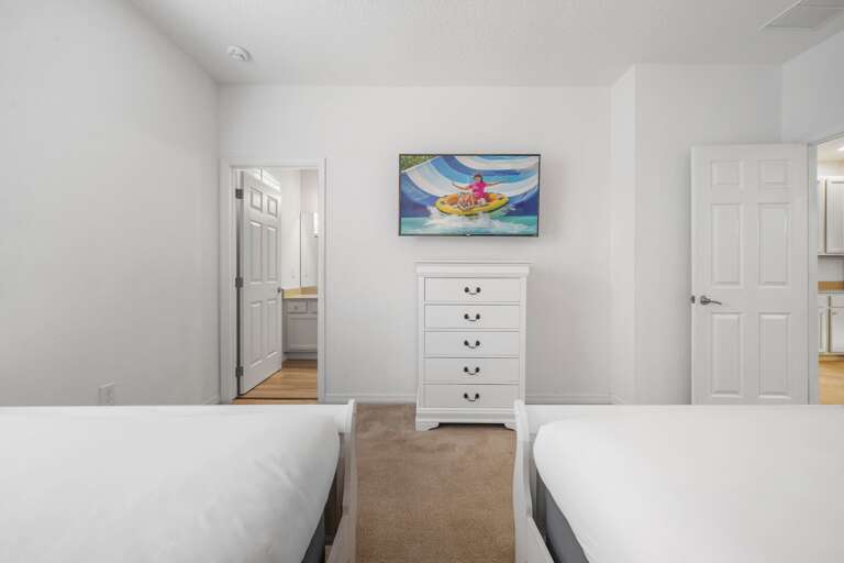 Bedroom w/ dual Queen bed Bedroom w/ dual Queen bed