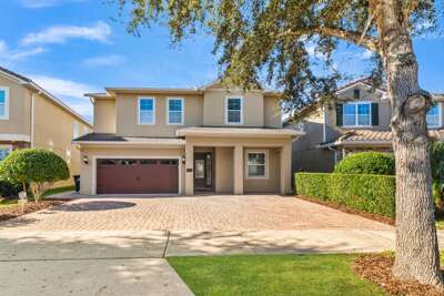 SUV // Sunny Villa 7658