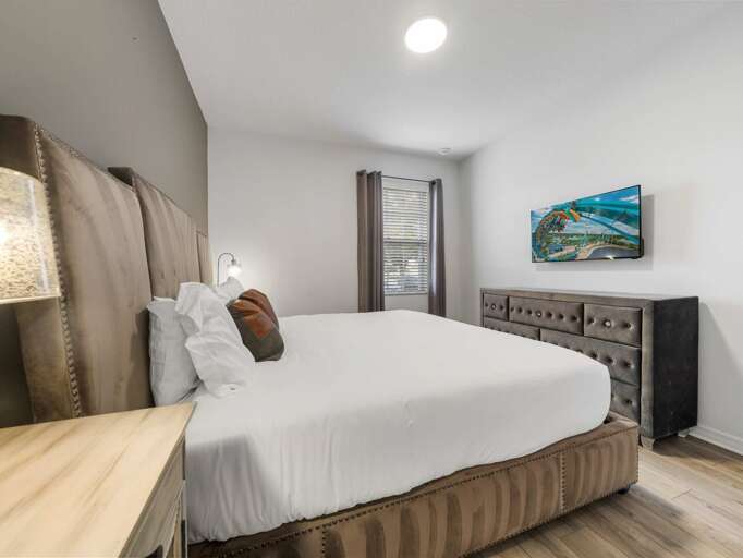 Bedroom with King bed