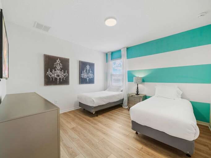 Bedroom with Twin beds