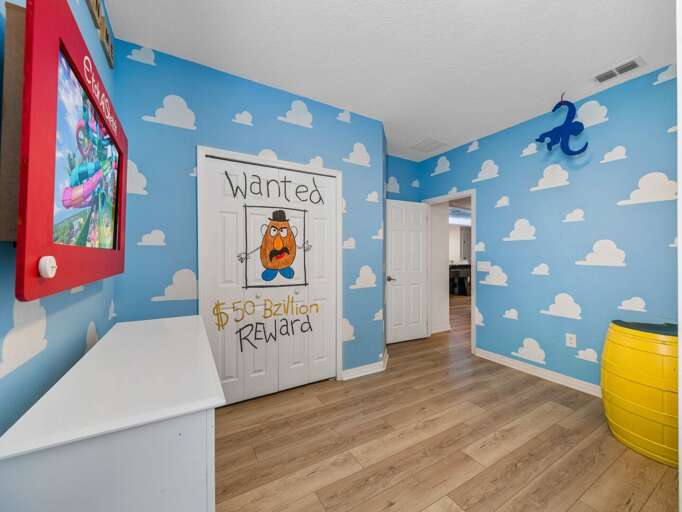 Toy Story themed bedroom with Twin beds
