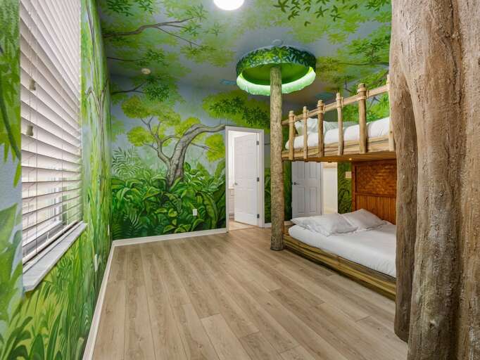 Treehouse themed bedroom