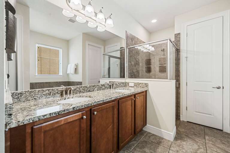 Bathroom w/ dual sinks