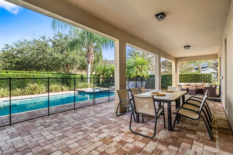 Deck w/ seating area