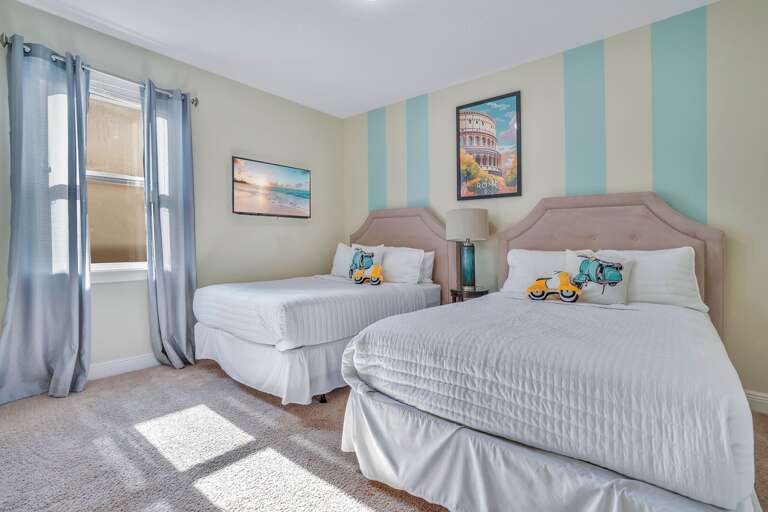 Frozen room with 2x Queen beds.