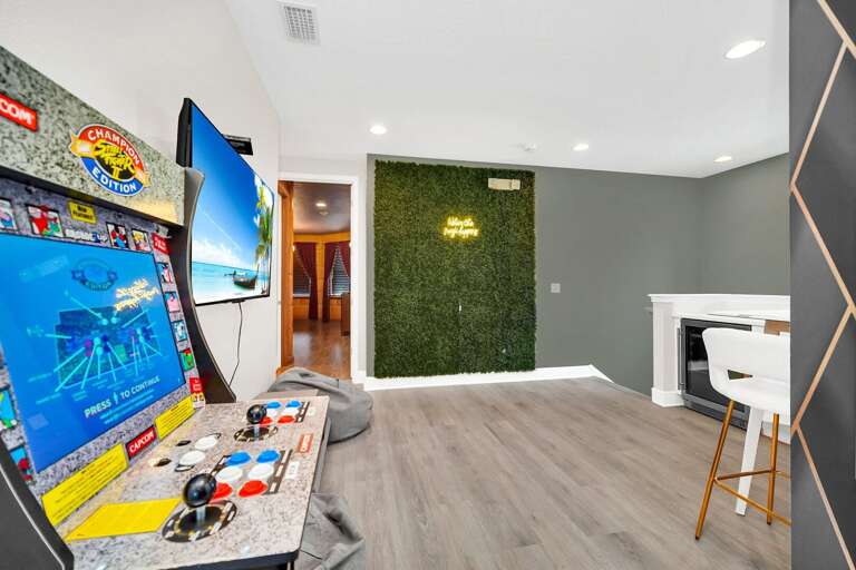 Game area w/ Arcade