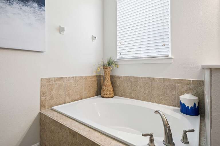 Bathtub