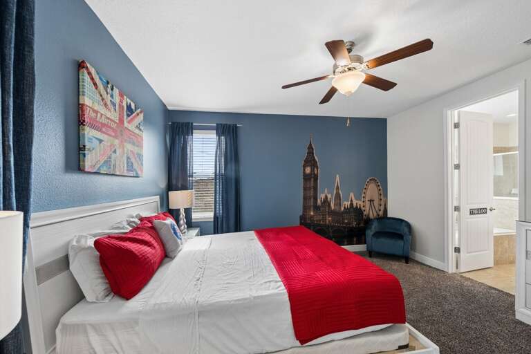 Bedroom with King bed