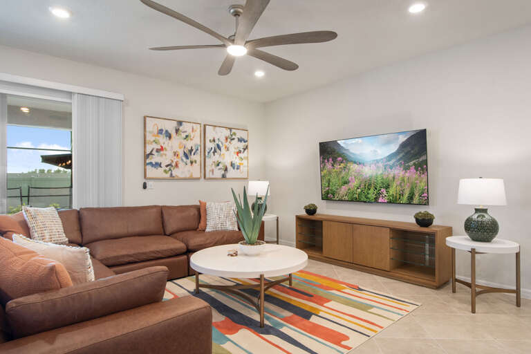 Living area w/ contemporary furniture