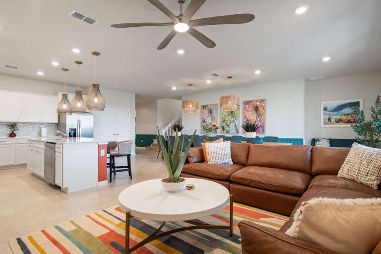Living area w/ contemporary furniture