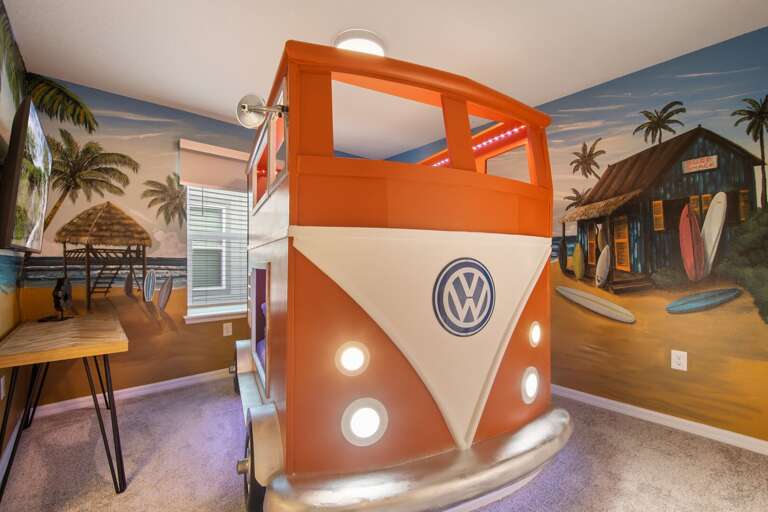 Vintage Camper Van themed room