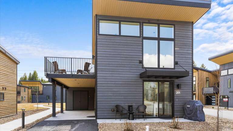 Exterior view of Glacier State of Mind at The Quarry.