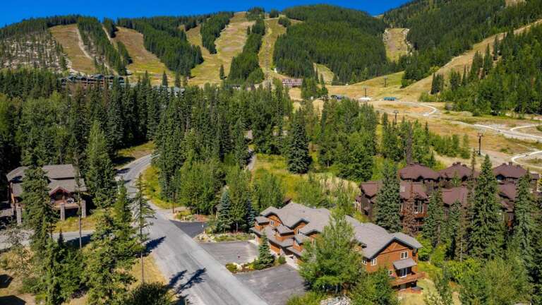 Aerial view of the property and the location on Whitefish Mountain Resort