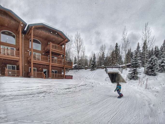 Photo showcasing proximity of The Big Mountain Chalet to the slopes