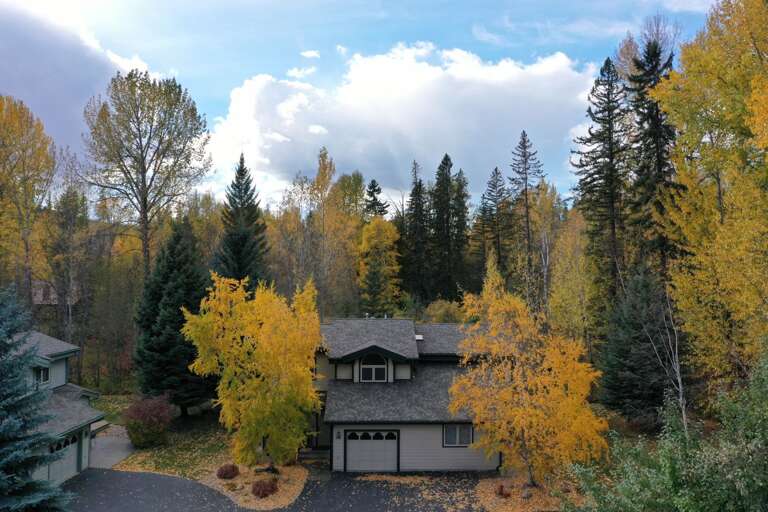 Aerial view of the Lakeside Loft