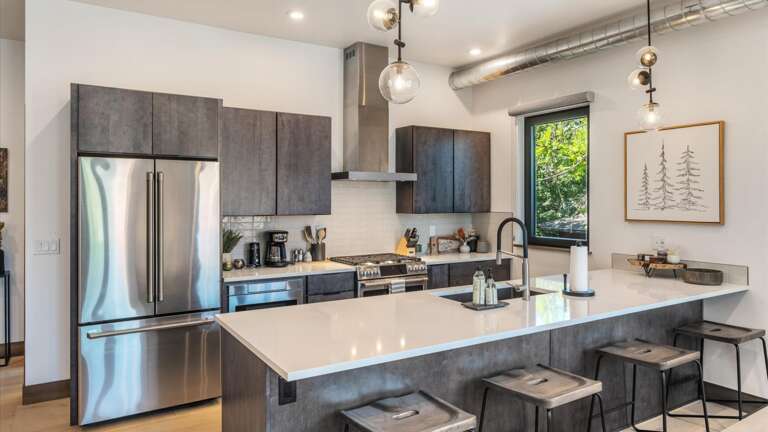 Fully stocked state of the art kitchen with all the cooking accessories needed to cook a fabulous meal after a day of adventures!