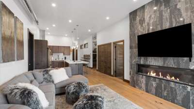 The Riverpark Flat in Downtown Whitefish
