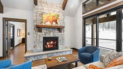 The Sunrise Ridge Chalet