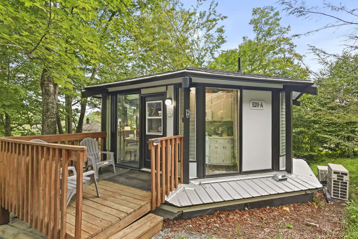 520 BCR 18A Luxury Cabin Rental for 2 Guests in Sugar Mountain, NC