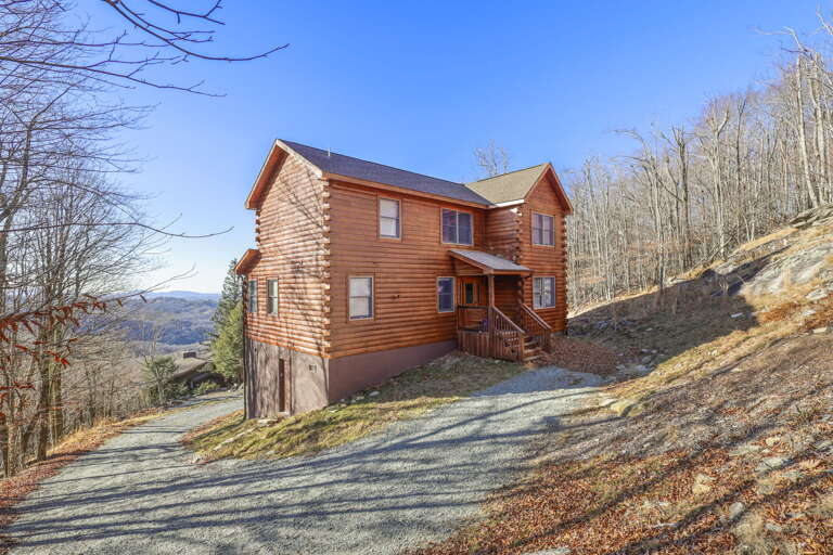 105 LSL Sneads Ferry, NC 4 Bedroom Vacation Rental for 10 Guests