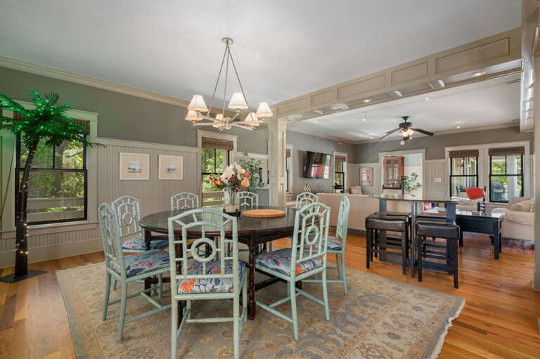 CC318: OBX Rays | LL Dining Area - Seating for 6