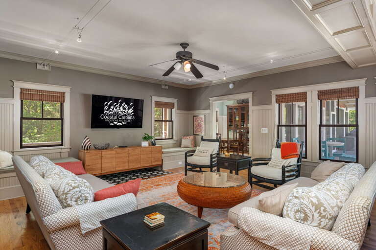 CC318: OBX Rays | LL Living Area