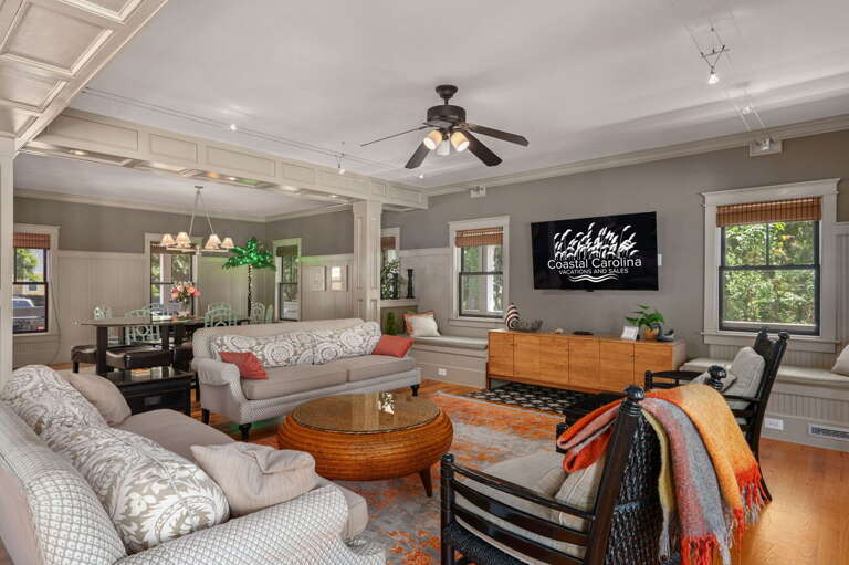 CC318: OBX Rays | LL Living Area