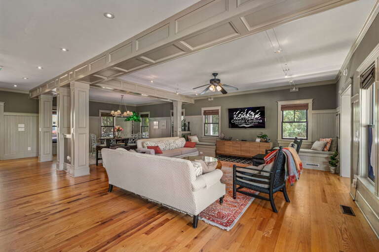 CC318: OBX Rays | LL Living Area