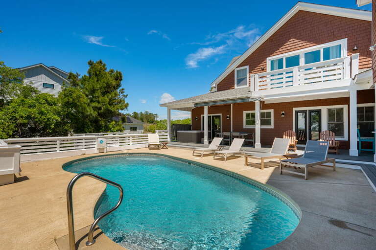 CC318: OBX Rays | Pool Deck with Seating