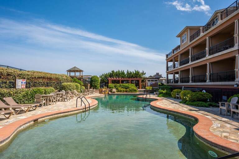 CSC3E: Afternoon Delight | Community Outdoor Pool Area