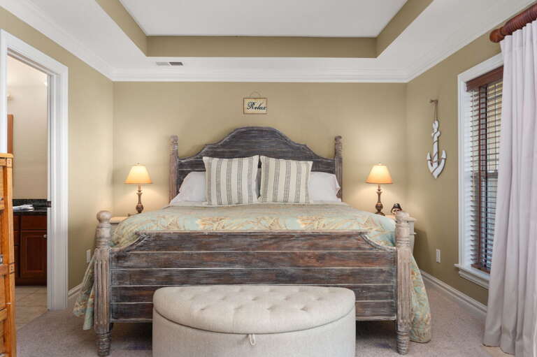 CSC3E: Afternoon Delight | LL Bedroom 2- King, Private Bath, Balcony Access