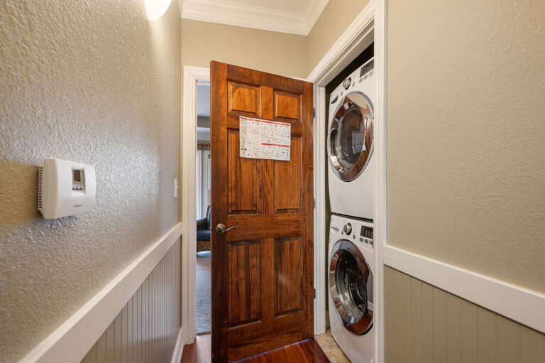 CSC3E: Afternoon Delight | LL Laundry Area