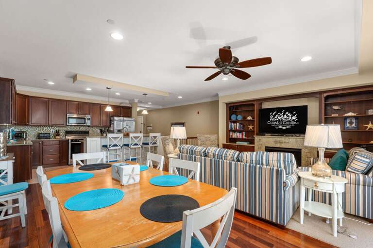 CSC3E: Afternoon Delight | TL Living Area, Dining Area, Seating for 6