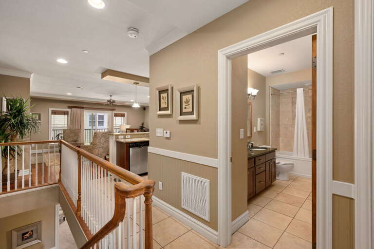 CSC3E: Afternoon Delight | TL Shared Bath