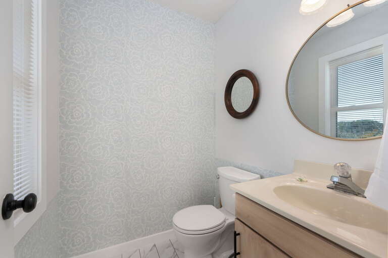 DK207: The Big Sea | TL Half Bath