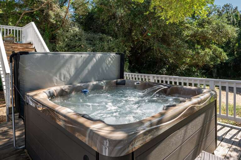 FS310: Cloudbreak | Hot Tub