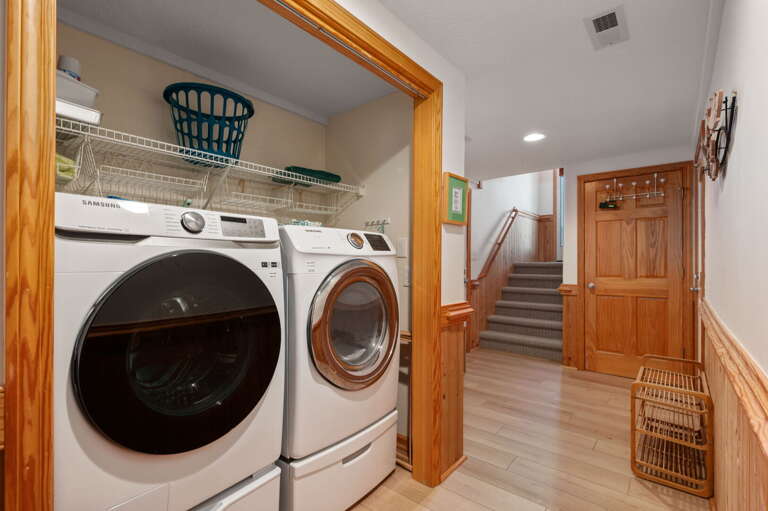 FS310: Cloudbreak | LL Laundry Area