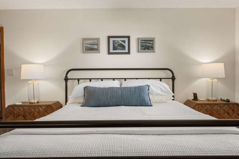 FS310: Cloudbreak | ML Bedroom 2 - King, Private Bath, Deck Access