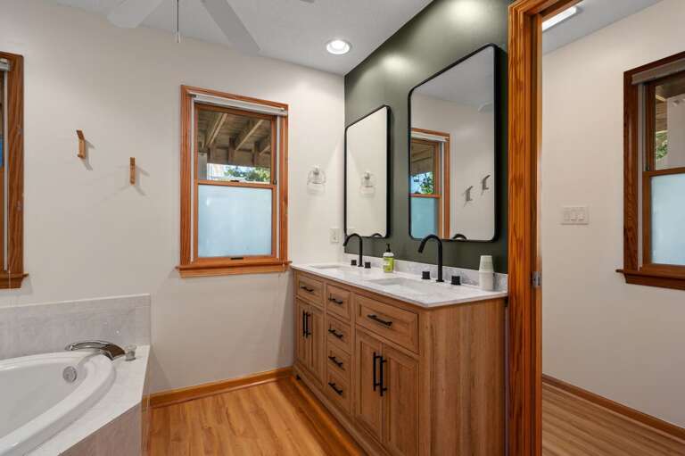 FS310: Cloudbreak | ML Bedroom 2 - Private Bath