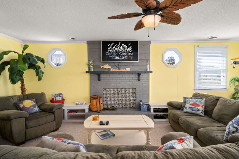 KDH367: Wright By The Sea | TL Living Area